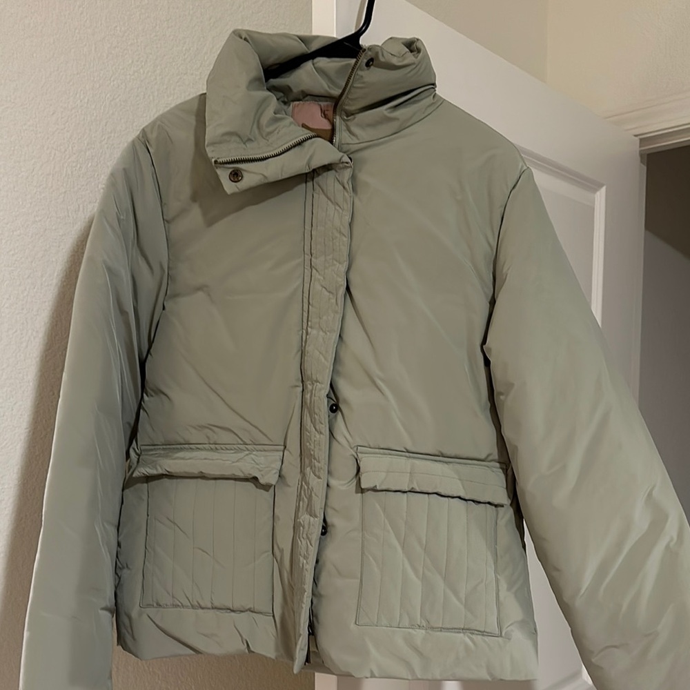 Unreal fur Women's Green Puffer Jacket